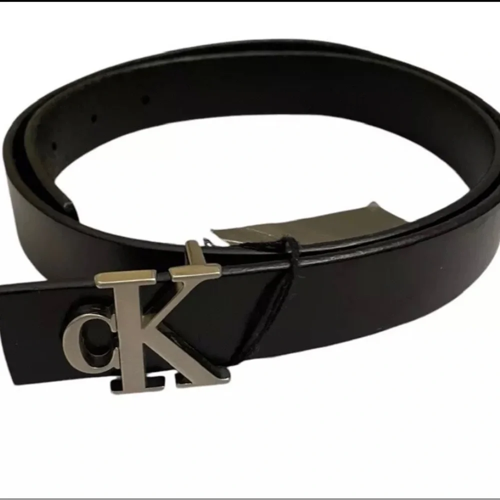 Calvin Klein Black Genuine Harness Leather Vintage CK Logo Belt. SHIPS FREE!